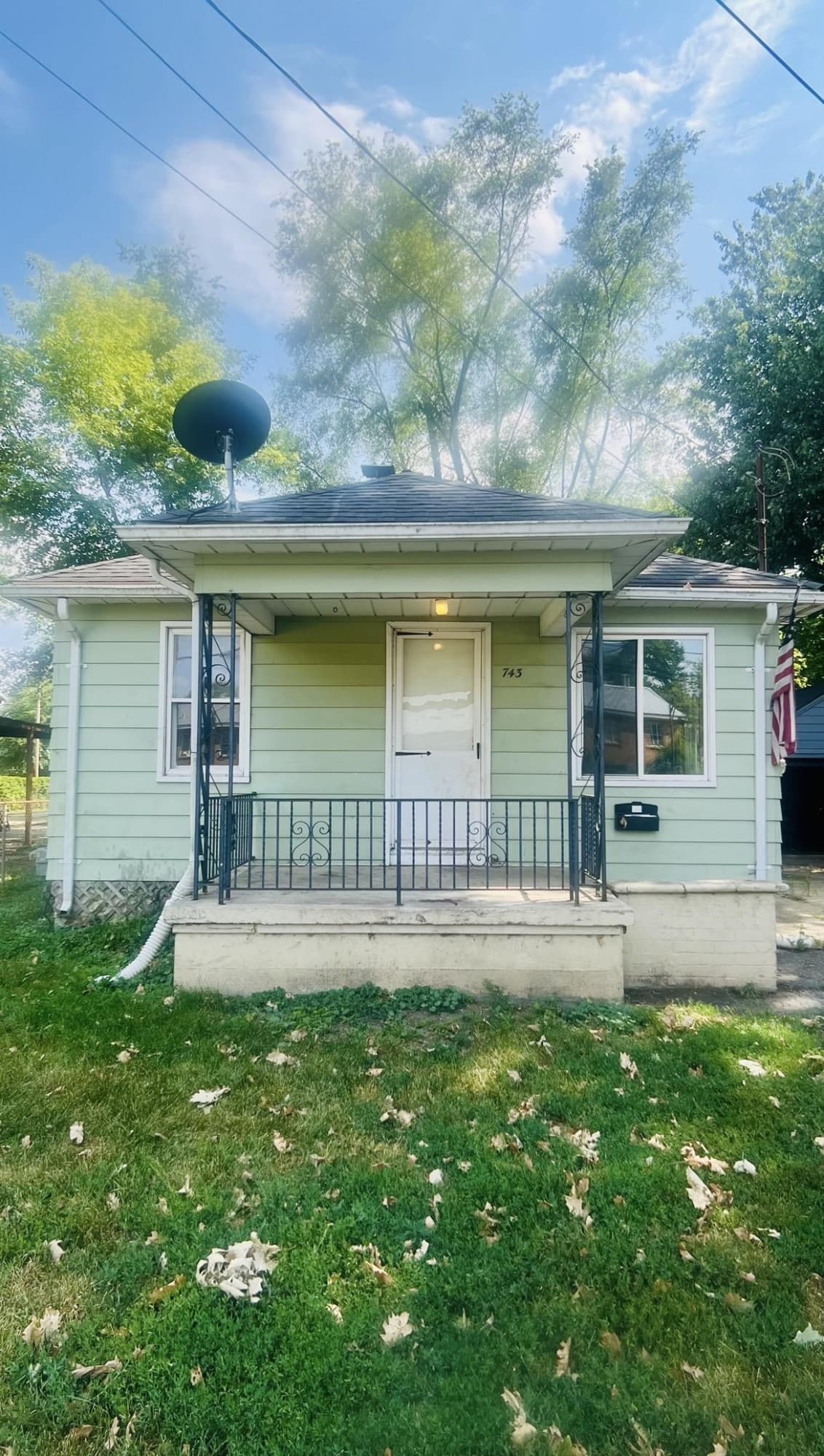 743 Nuebert Road, Flint, MI 48507