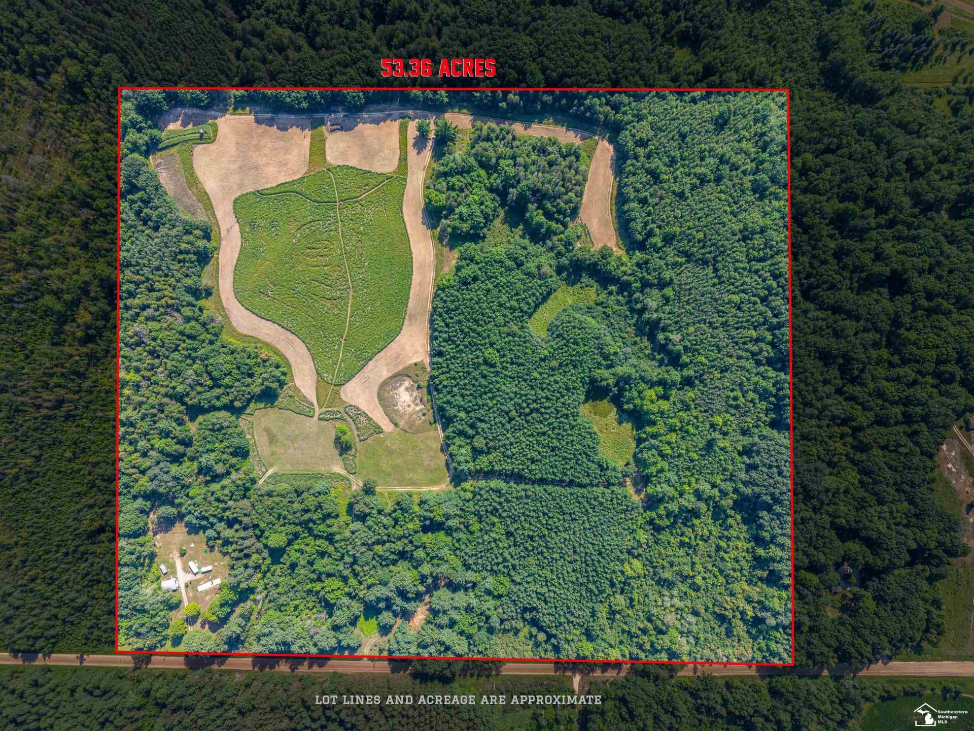 3850 N Clarwin Avenue, Gladwin, MI 48624