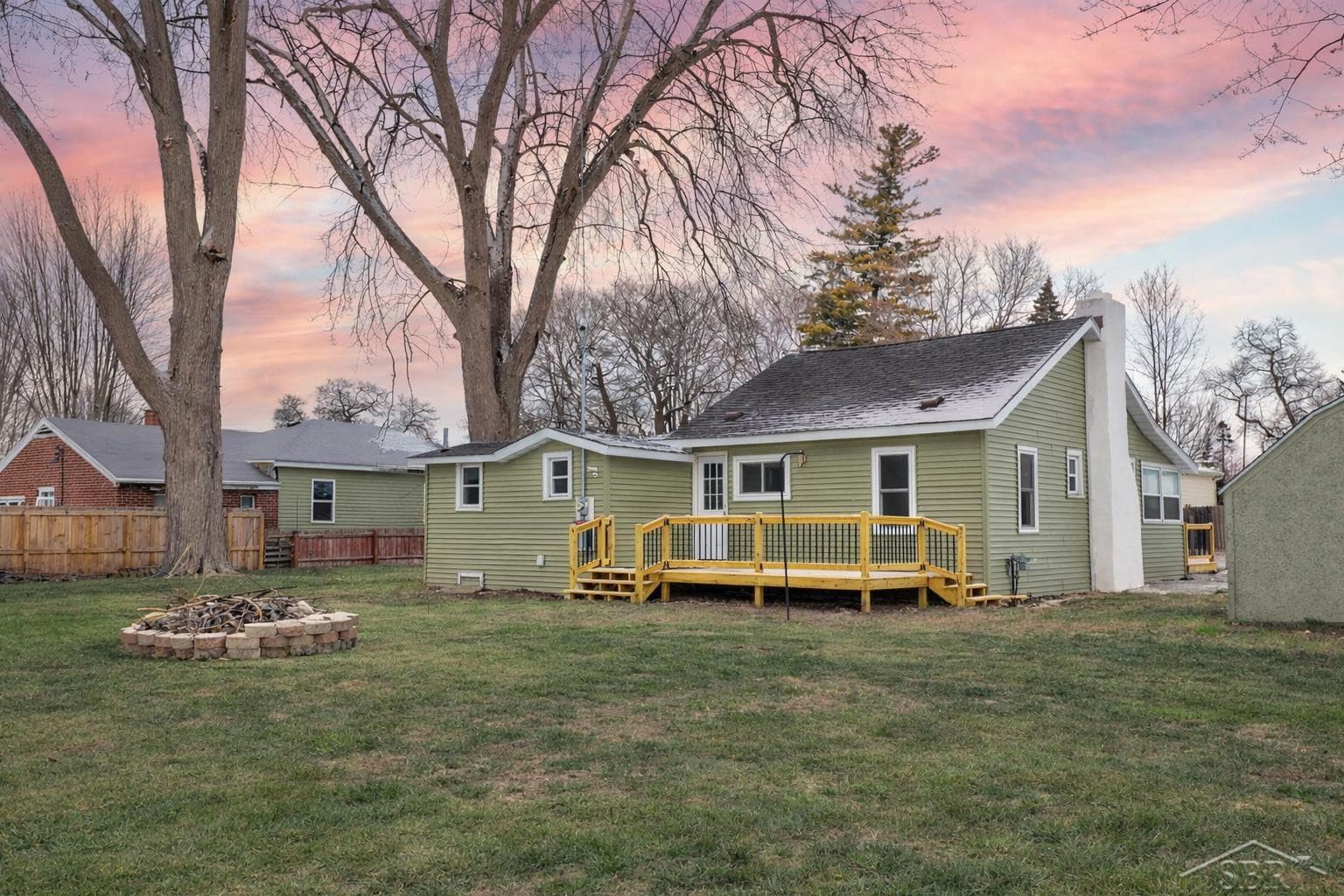 39 Spruce Ridge Drive, Bay City, MI 48706