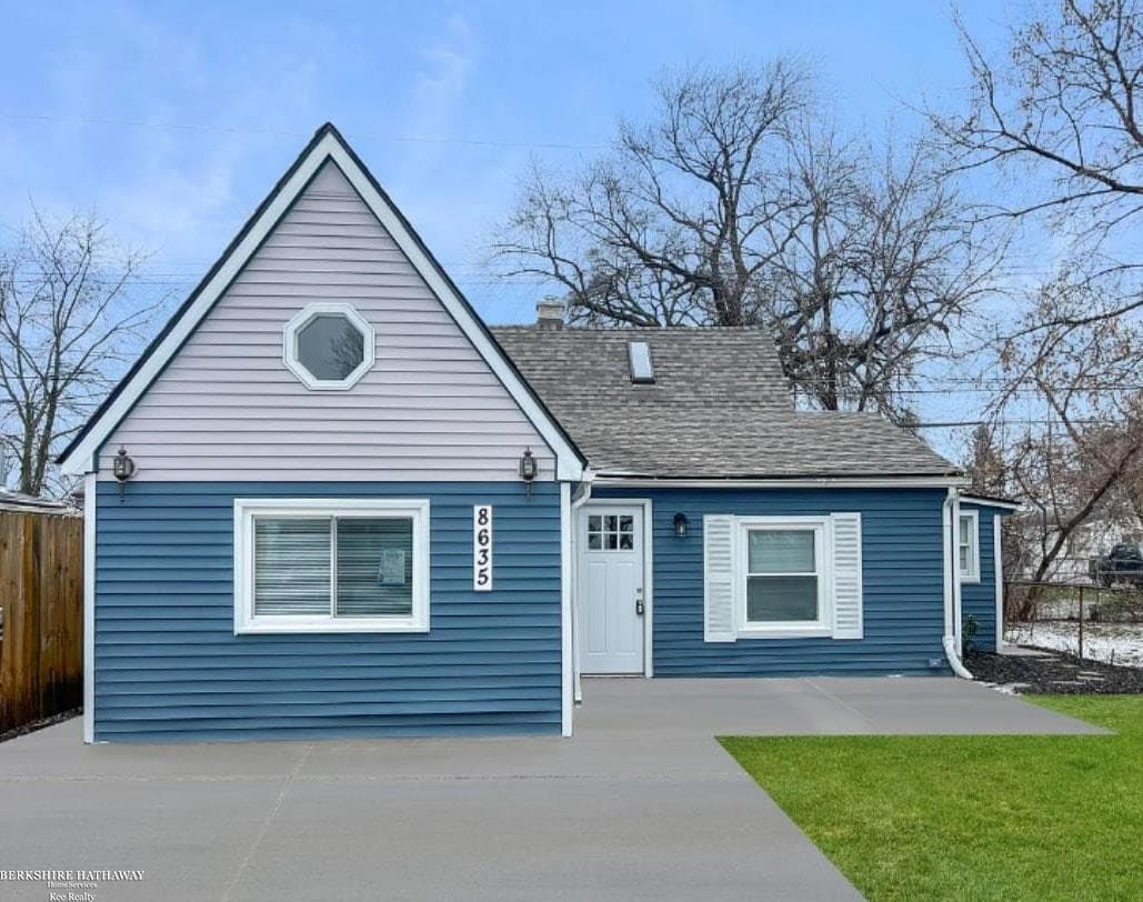 8635 Continental Avenue, Warren, MI 48089