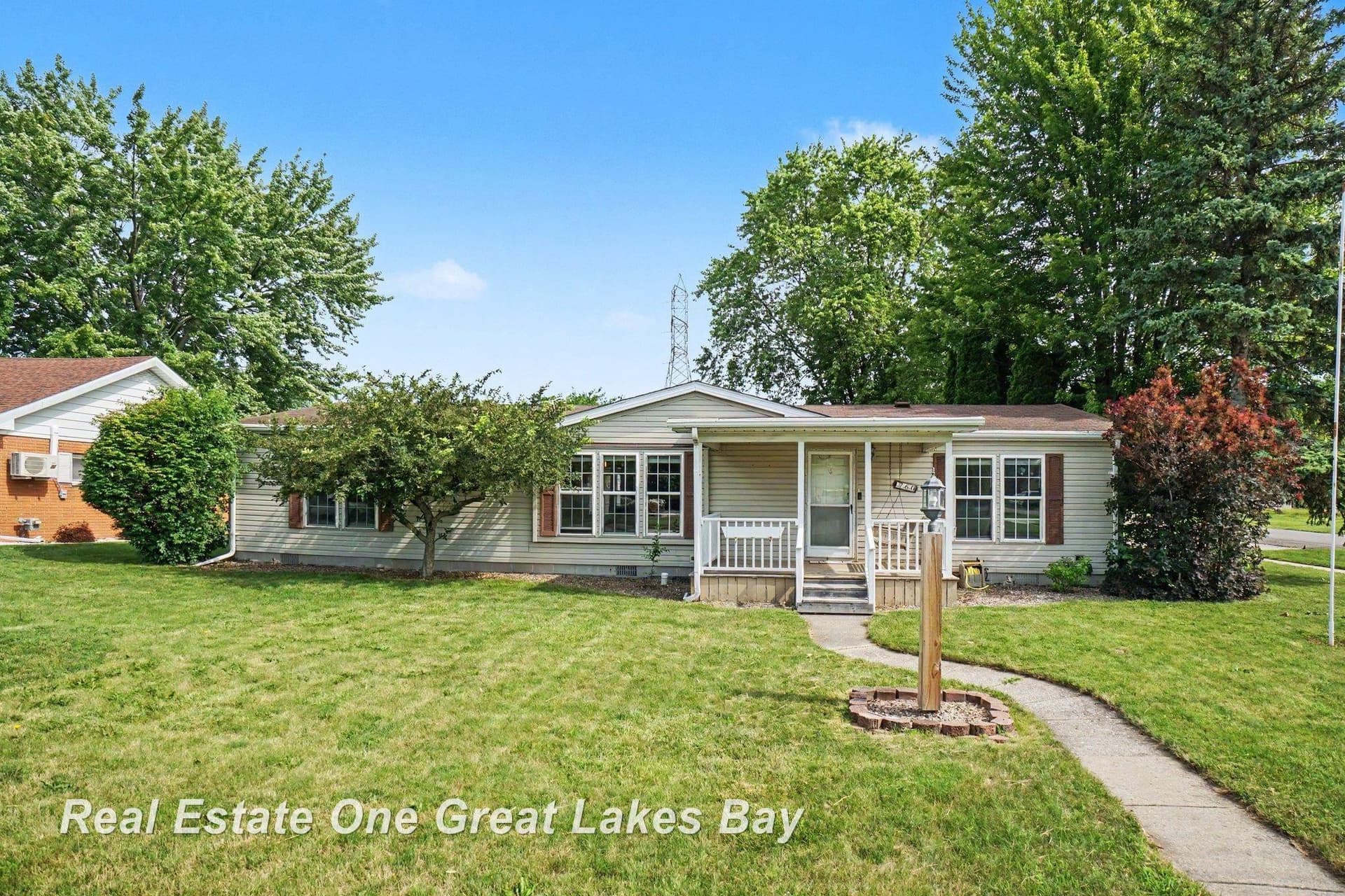760 Doro Lane, Saginaw, MI 48604