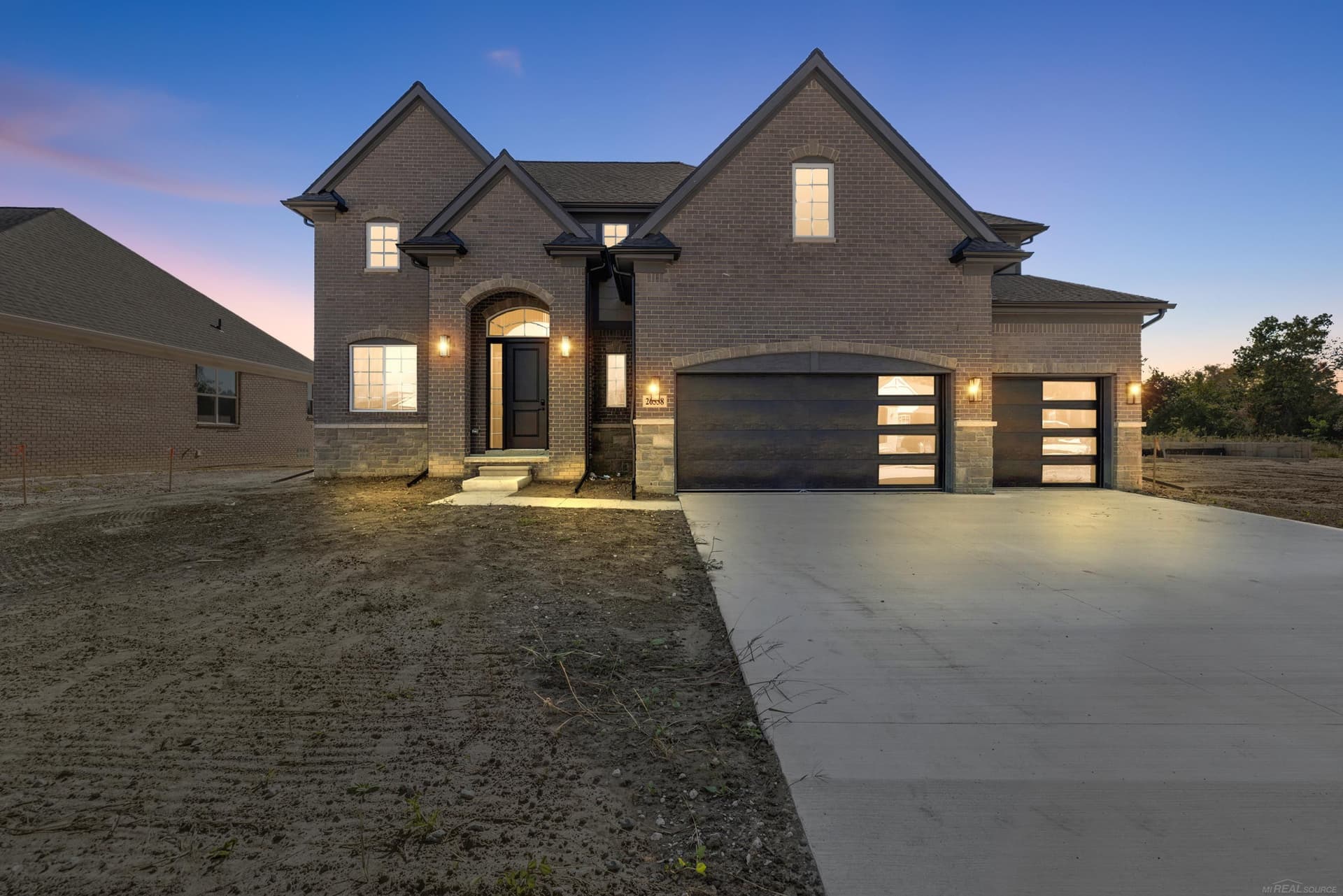 42419 Magnolia Drive, Sterling Heights, MI 48314