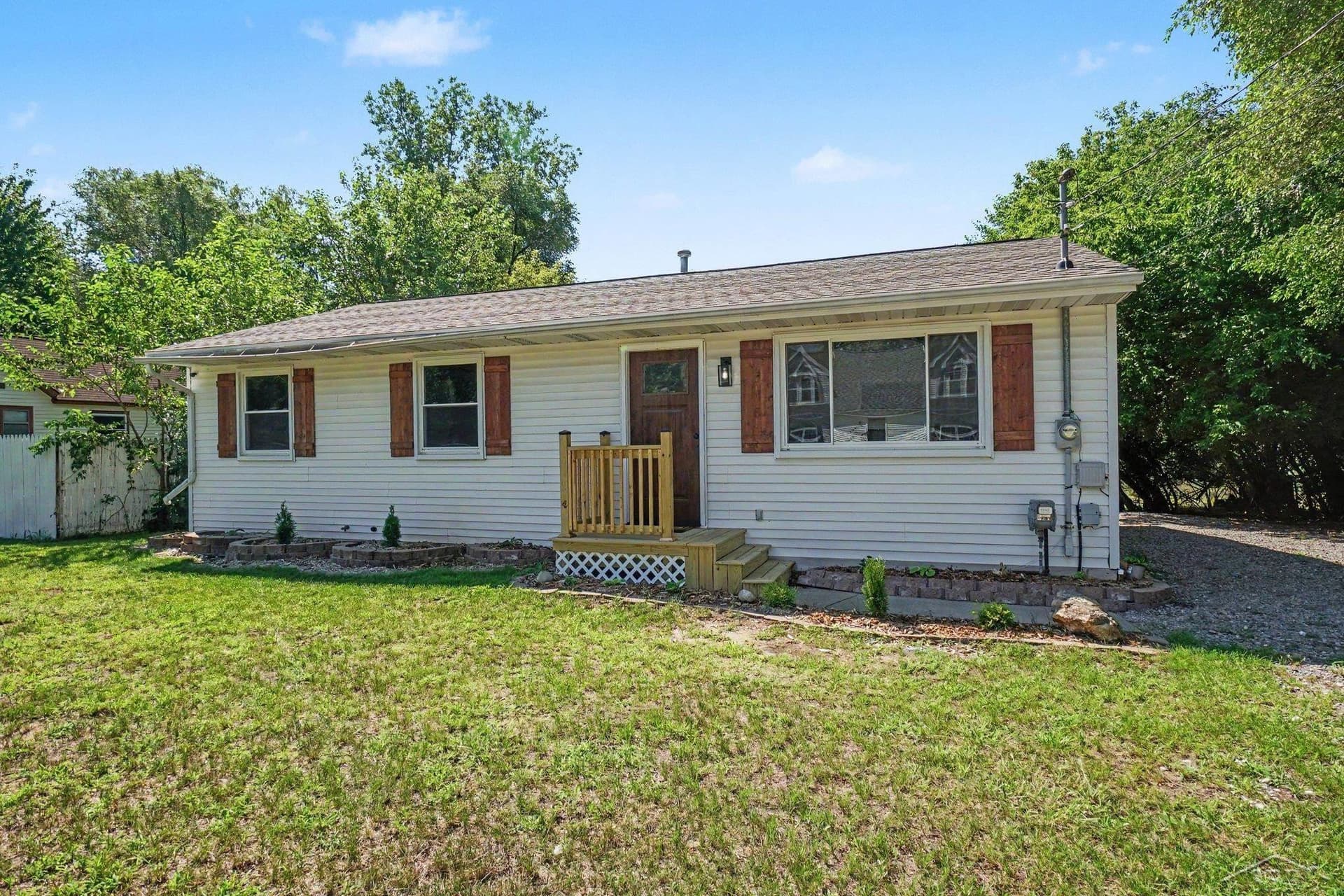 3328 Cobb Street, Midland, MI 48642