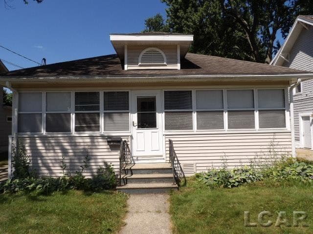 616 Orange Street, Jackson, MI 49202