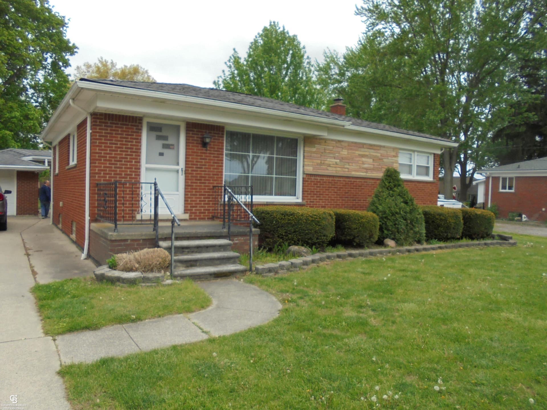 18138 22 Mile Road, Macomb, MI 48044