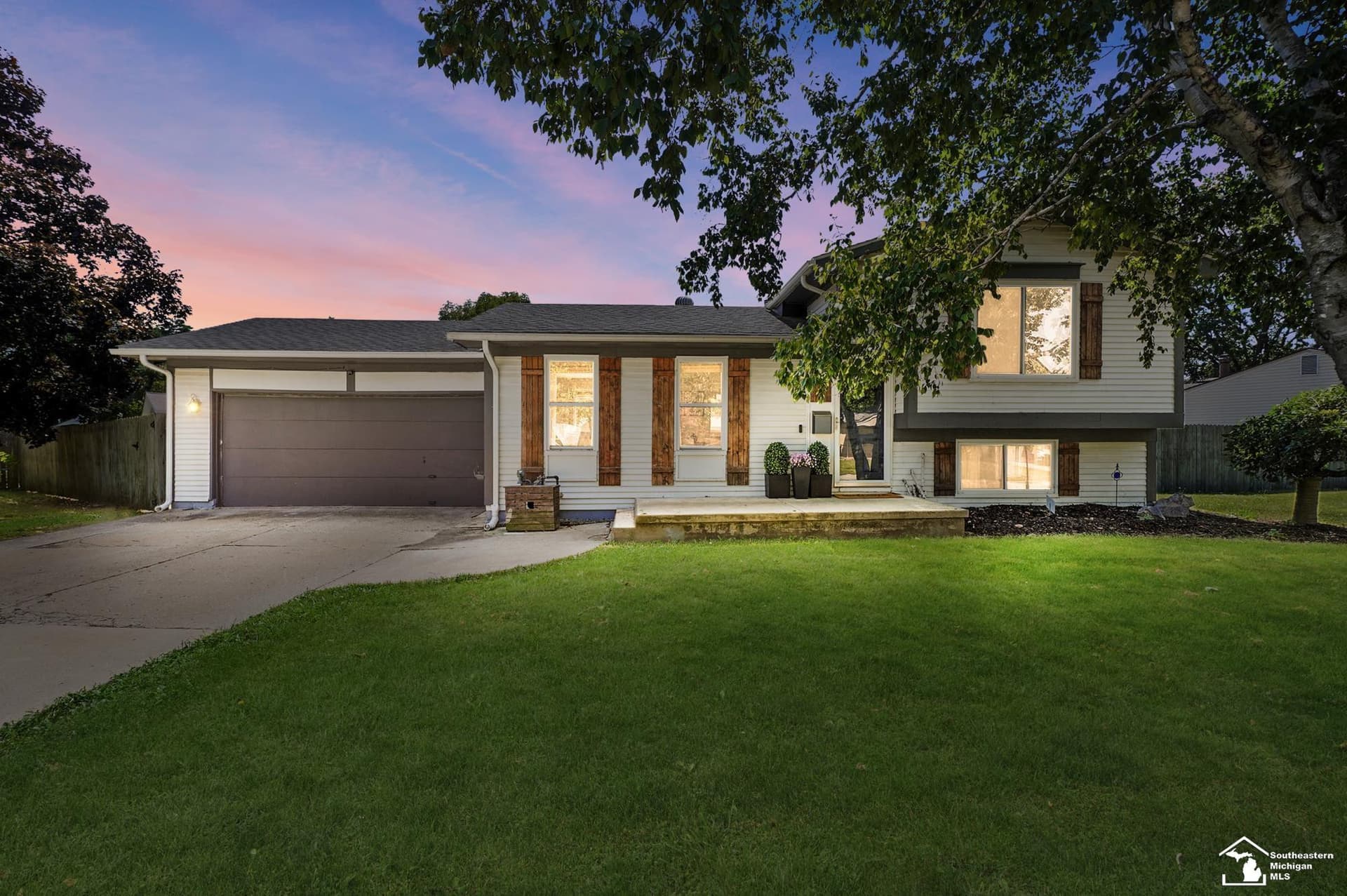 650 Dane Drive, Monroe, MI 48162