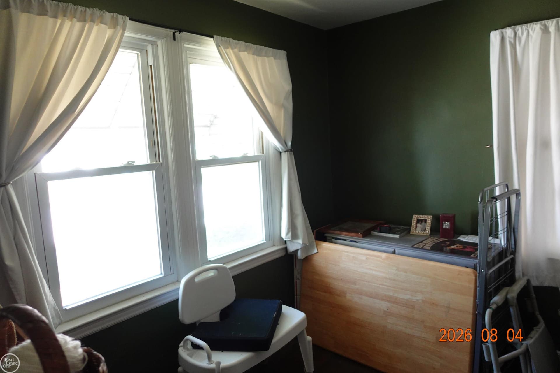 Photo 6