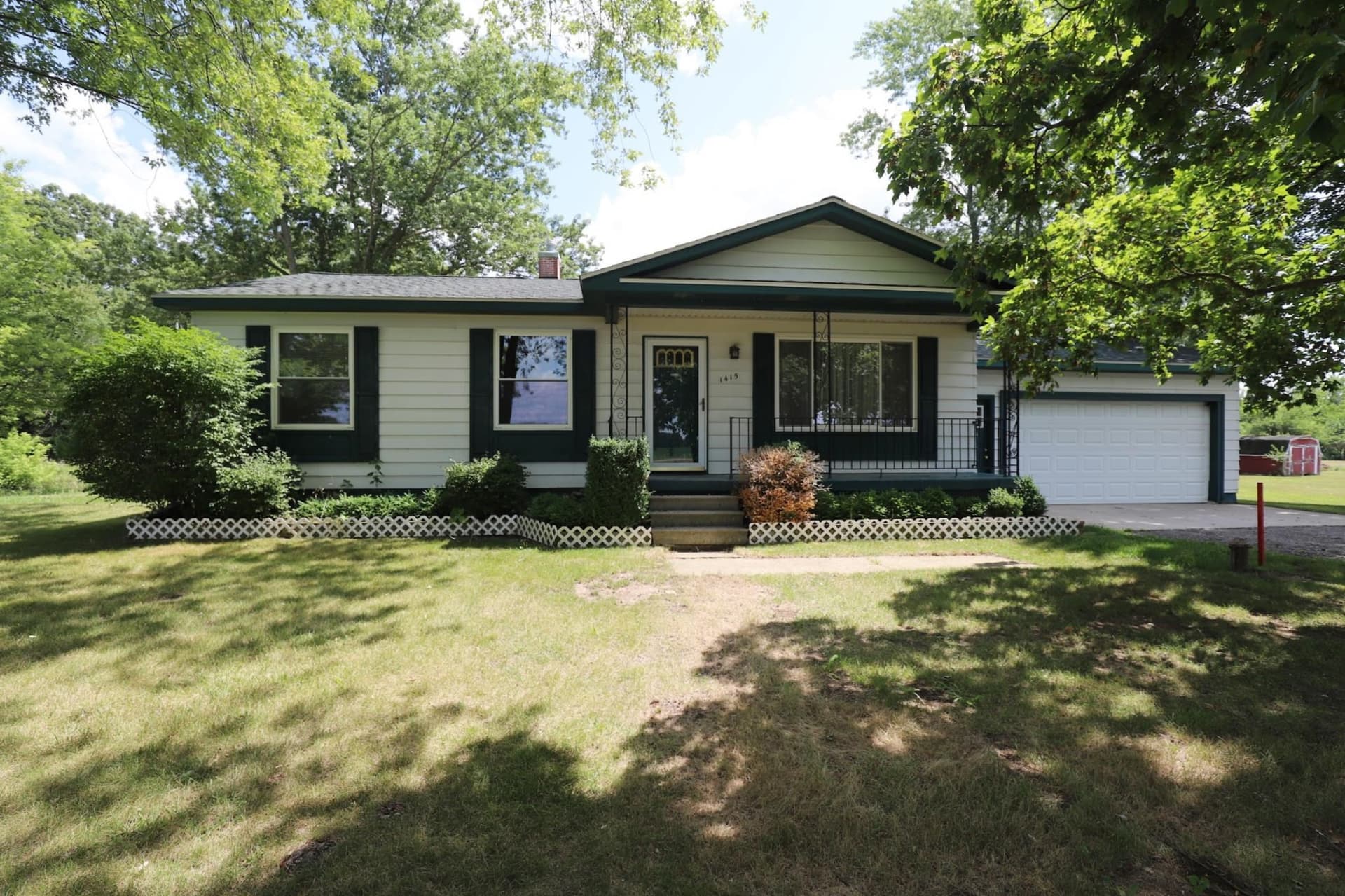 1415 S Nichols Road, Swartz Creek, MI 48473