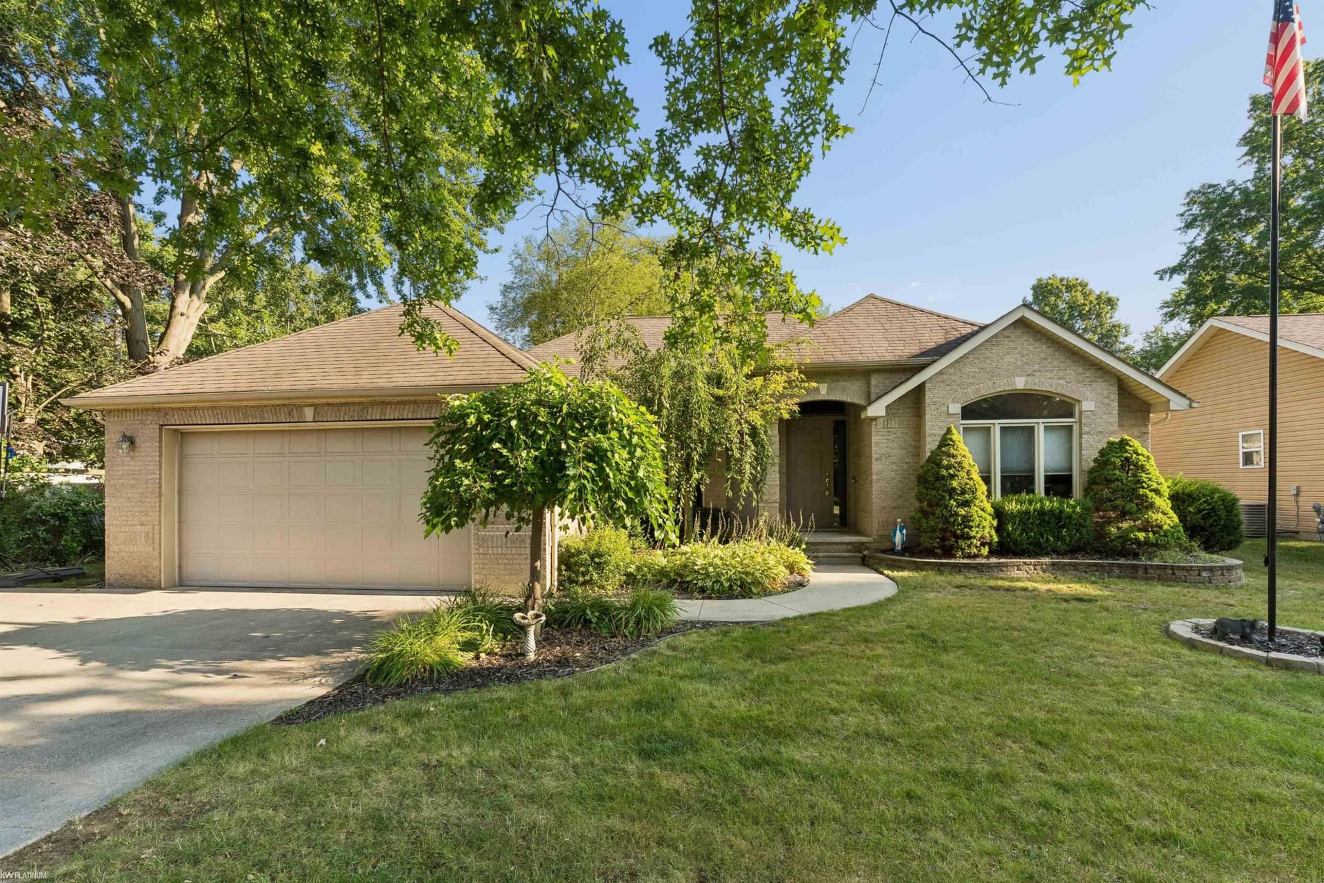 600 Cherry Street, Algonac, MI 48001