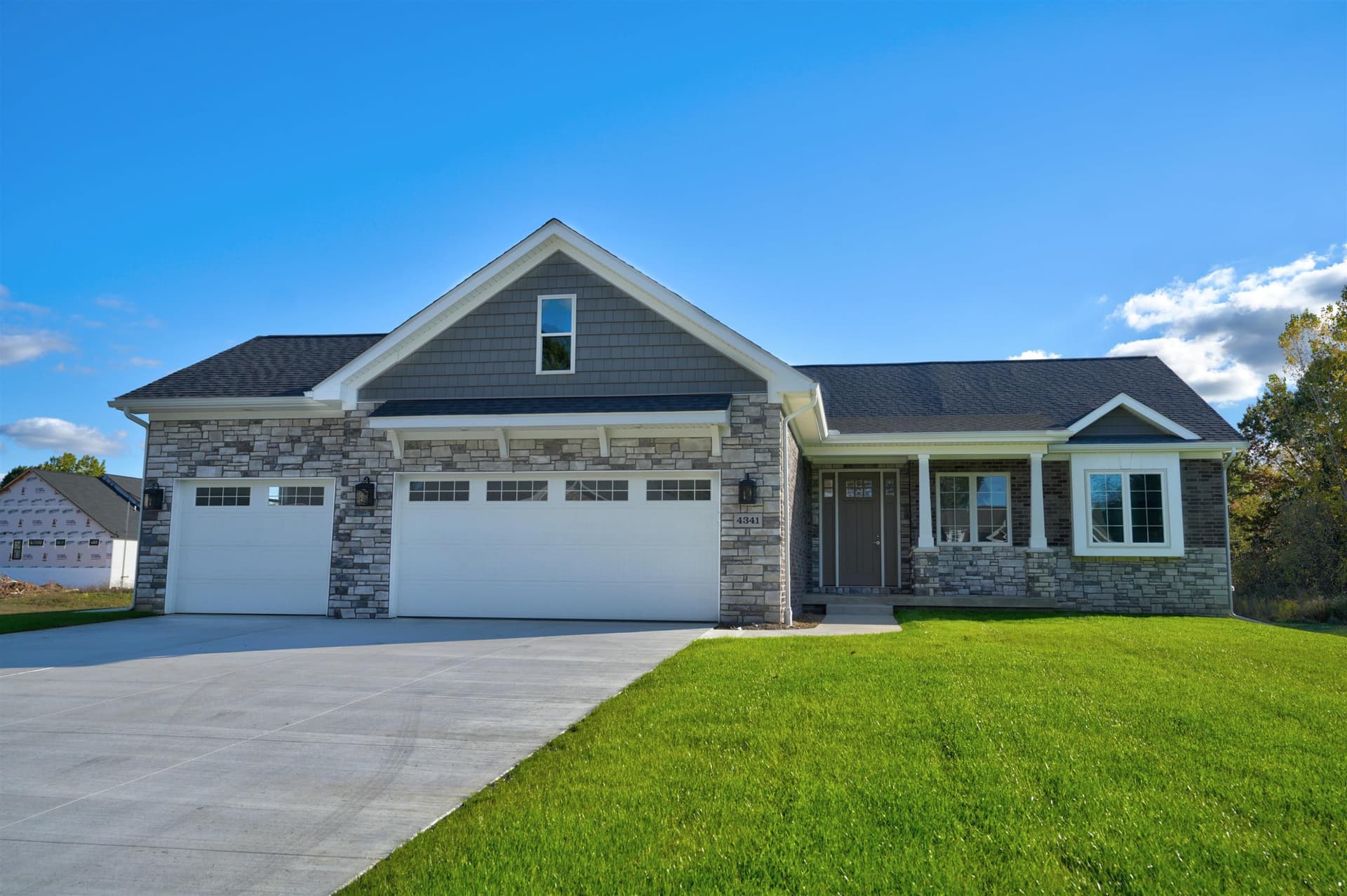 14016 Tupper Lake Road, Linden, MI 48430