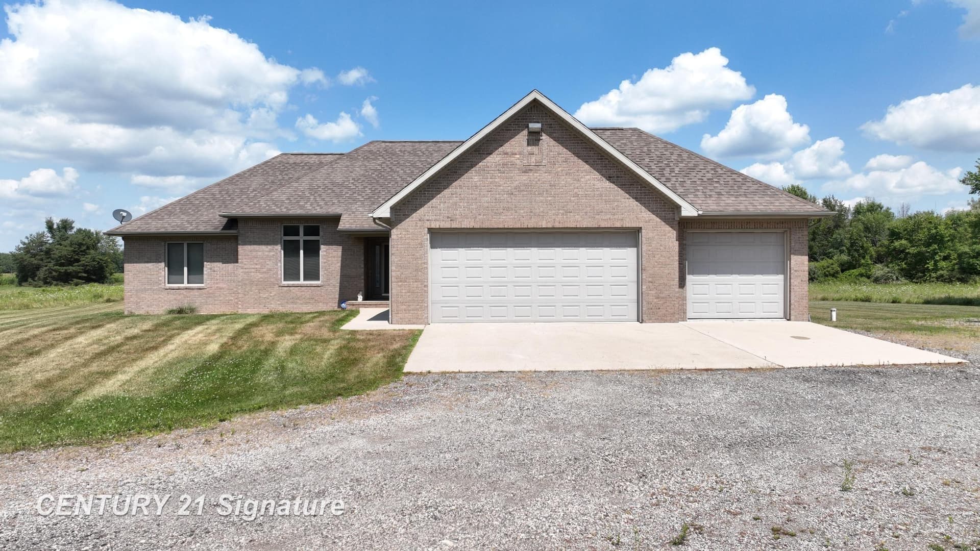 12222 Carpenter Road, Flushing, MI 48433