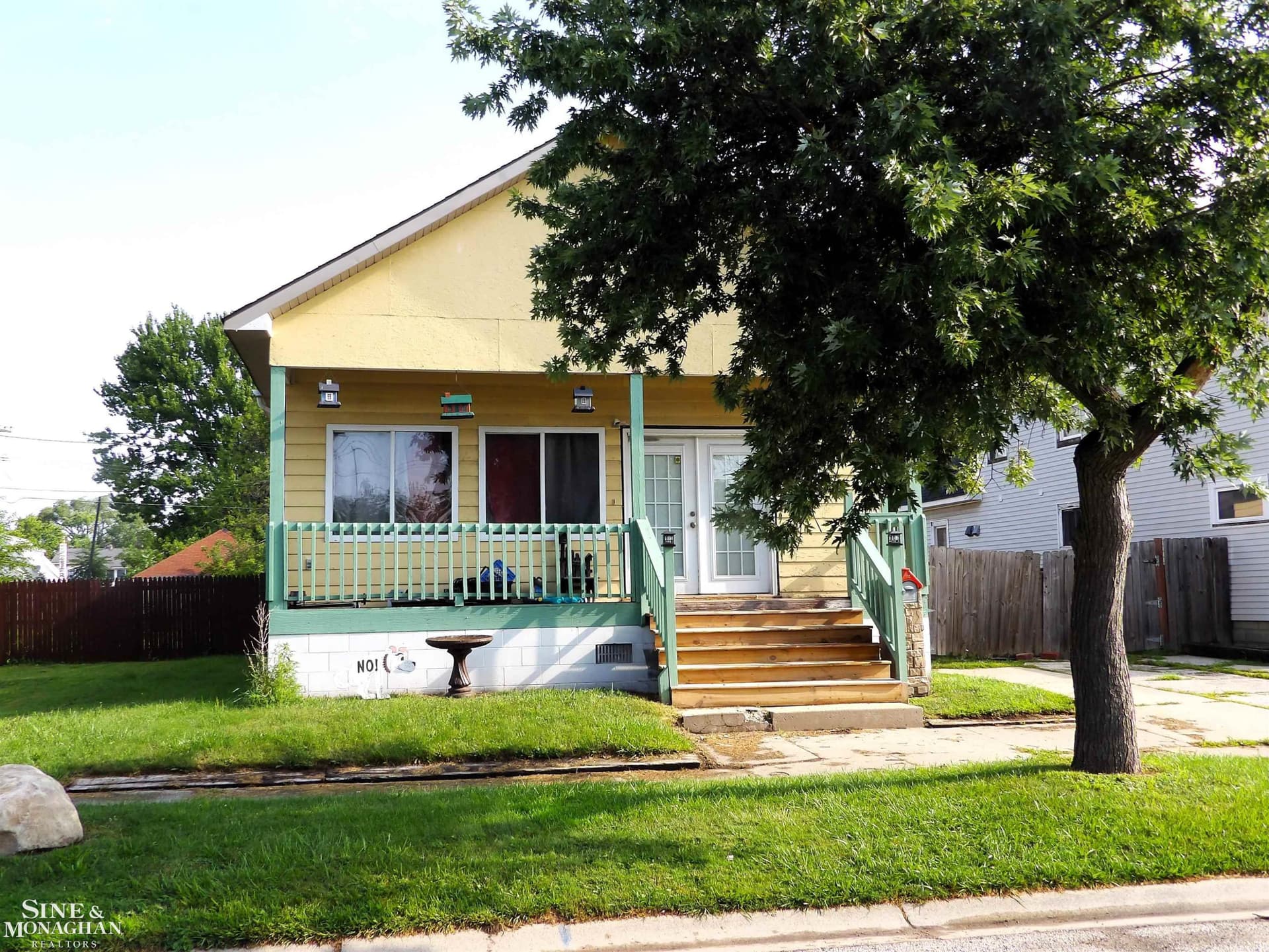 1219 White St Street, Port Huron, MI 48060