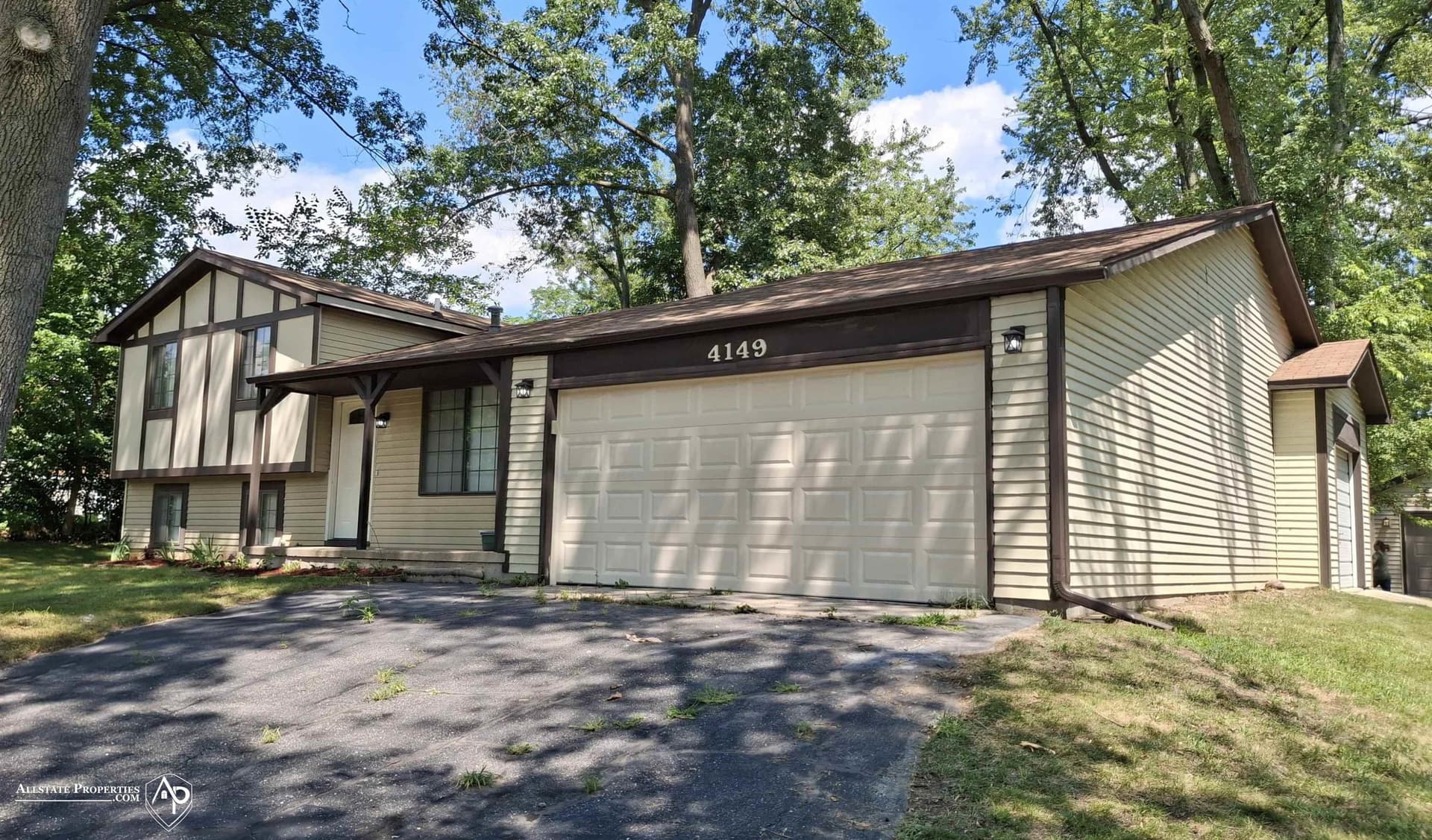4149 Howarth Terrace, West Bloomfield, MI 48323