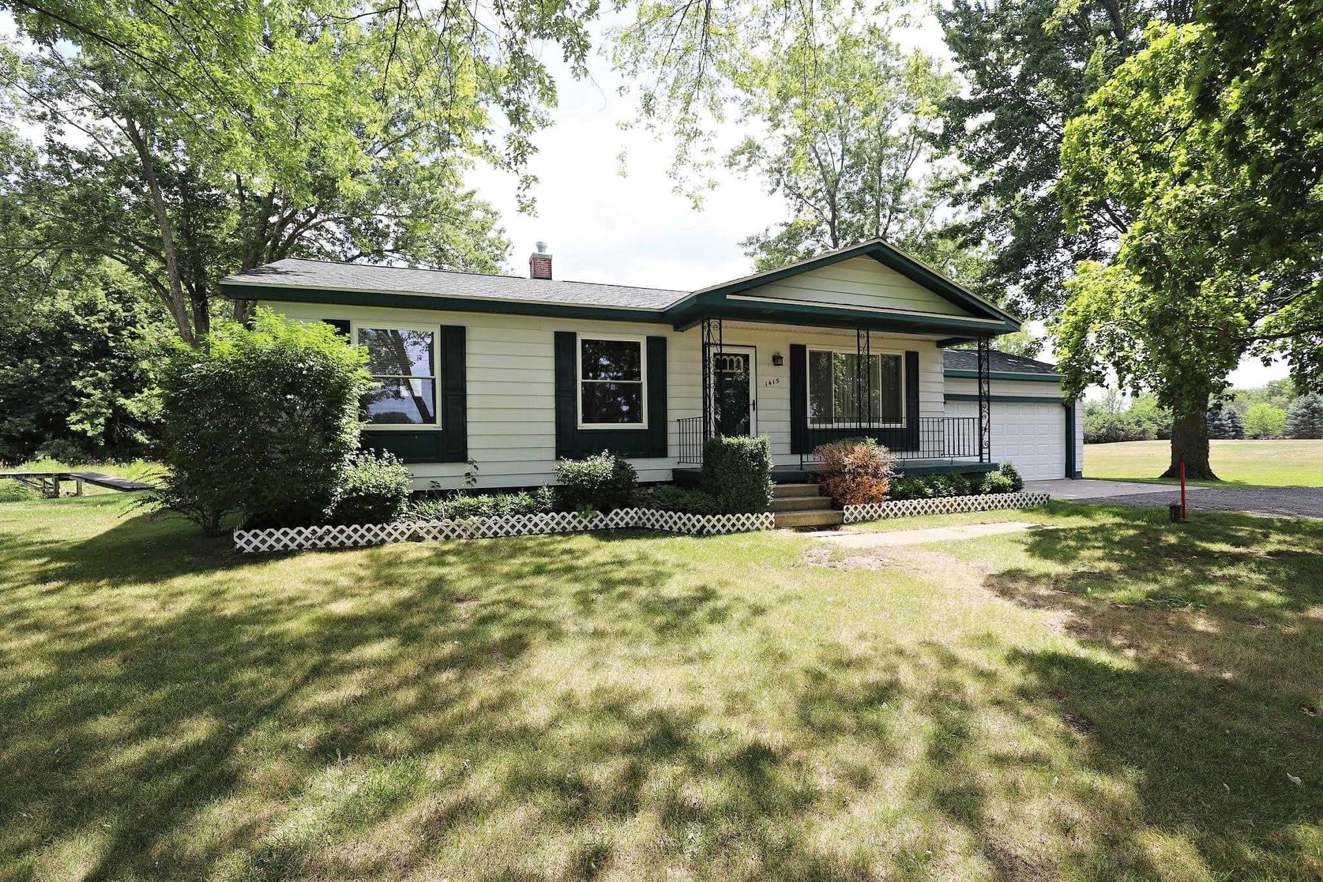 1415 S Nichols Road, Swartz Creek, MI 48473
