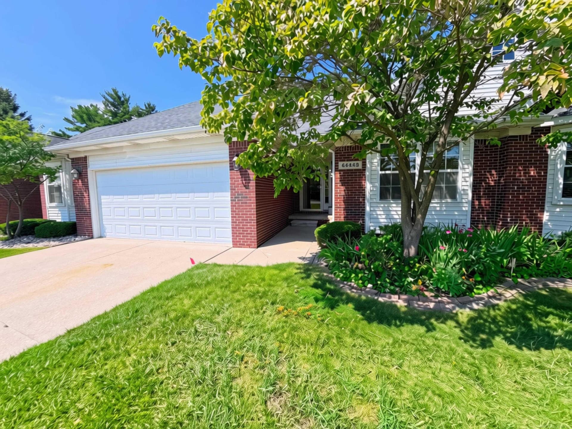 44443 Patricia, Sterling Heights, MI 48314