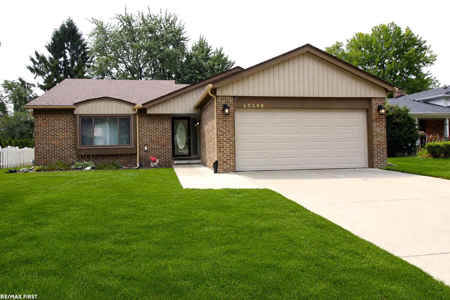 15158 Congress Drive, Sterling Heights, MI 48313