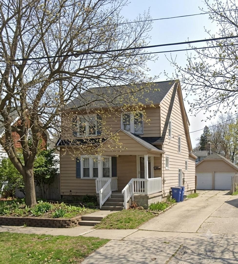 857 Aberdeen NE Street, Grand Rapids, MI 49505