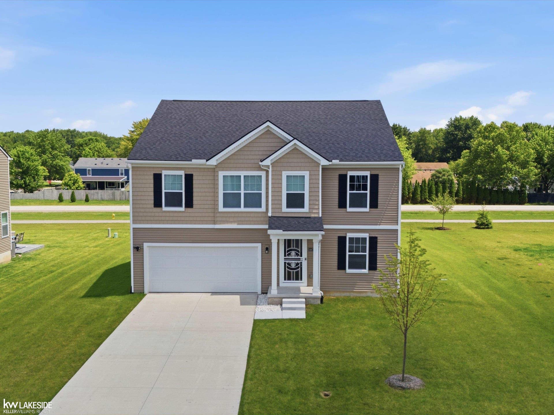 54470 Heron Circle, Chesterfield, MI 48047