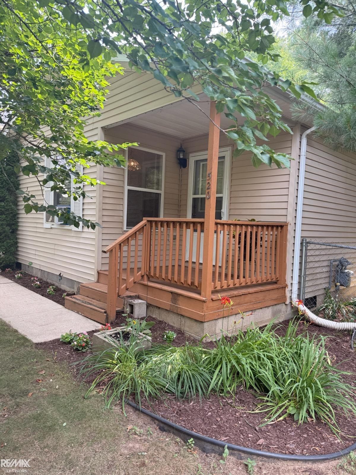 520 Sheldon Street, Algonac, MI 48001