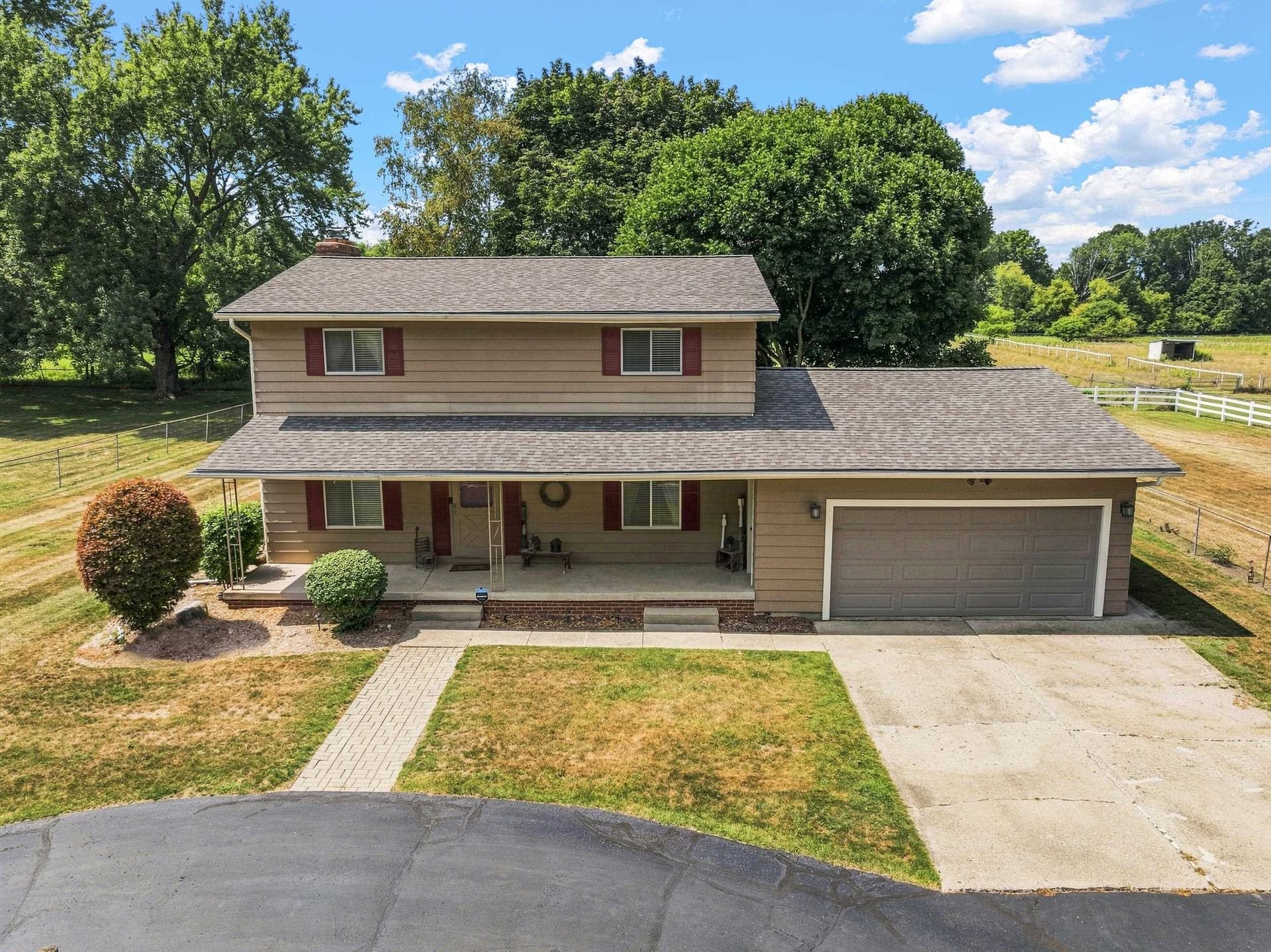 3045 N McKinley Road, Flushing, MI 48433
