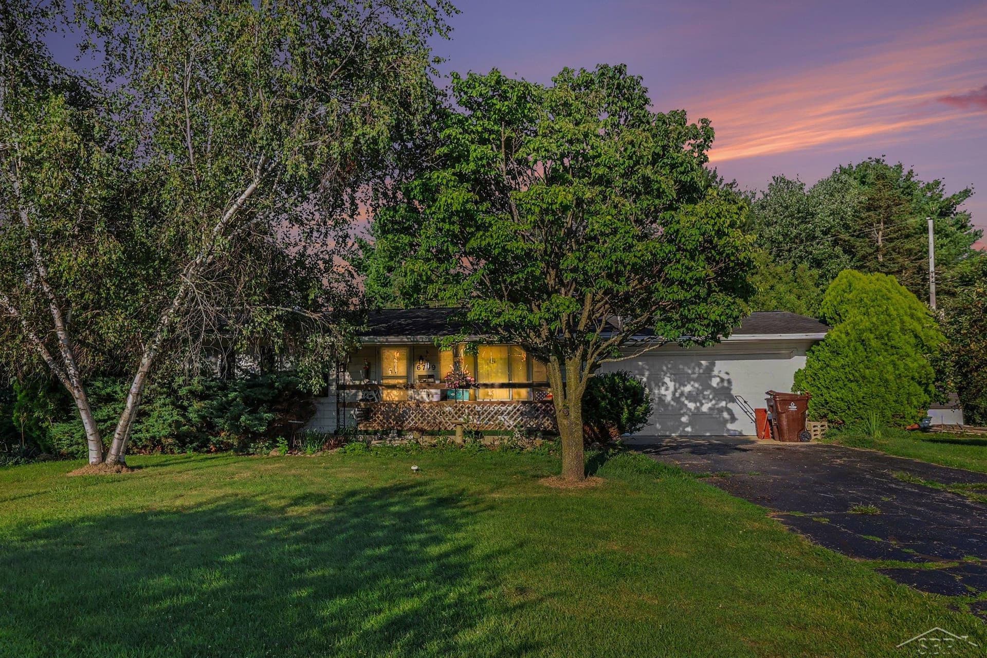 6749 Rives Junction Road, Jackson, MI 49201