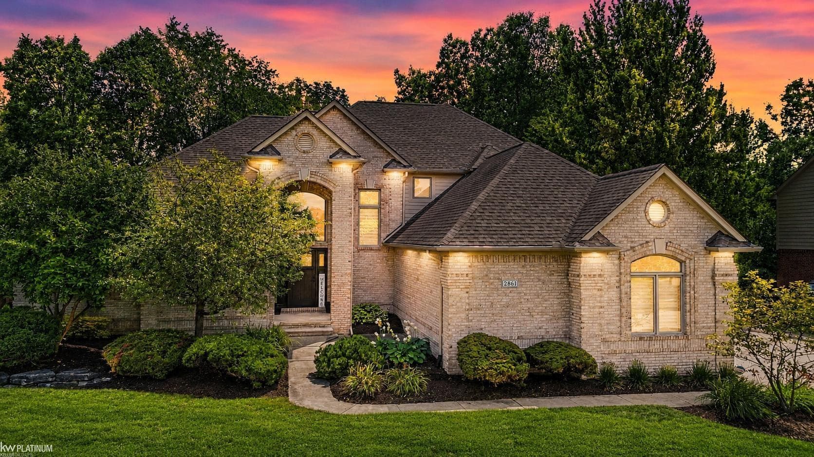2861 Plymouth Drive, Shelby Twp, MI 48316
