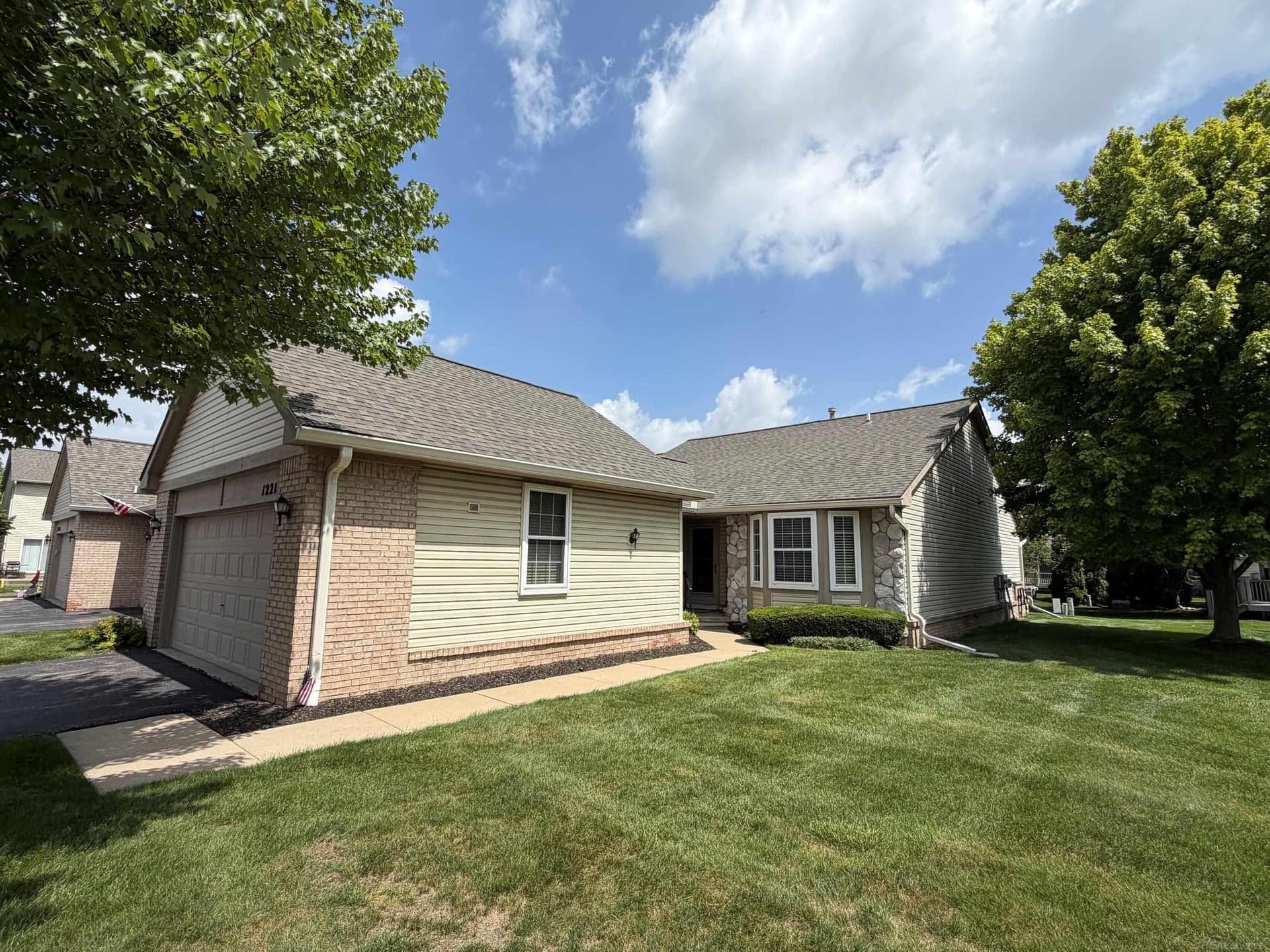 12215 Noonan Court, Utica, MI 48315