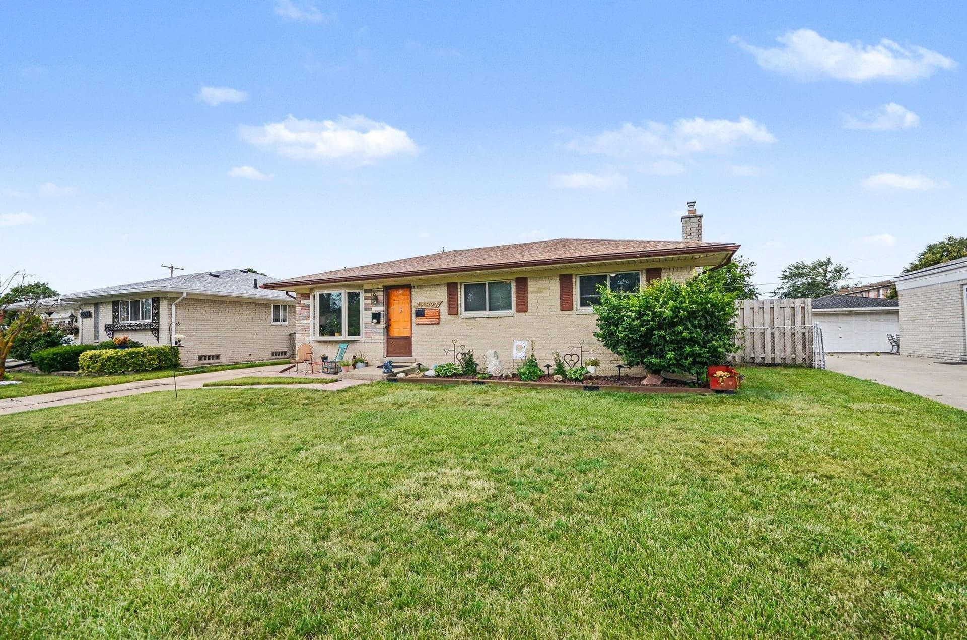 11822 Highland Drive, Warren, MI 48089