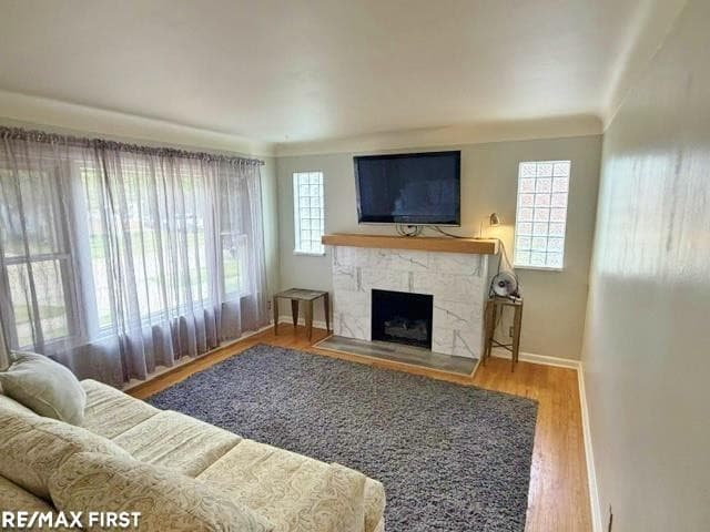 Photo 6
