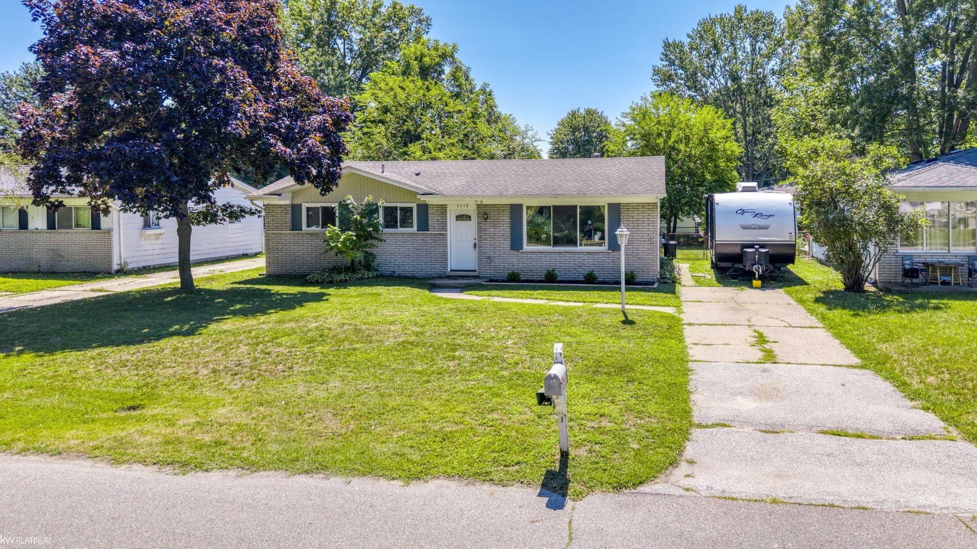 1113 Summer Street, Algonac, MI 48001