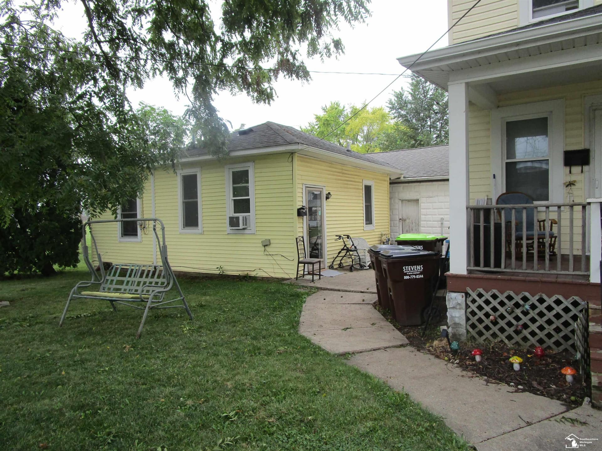 Photo 6