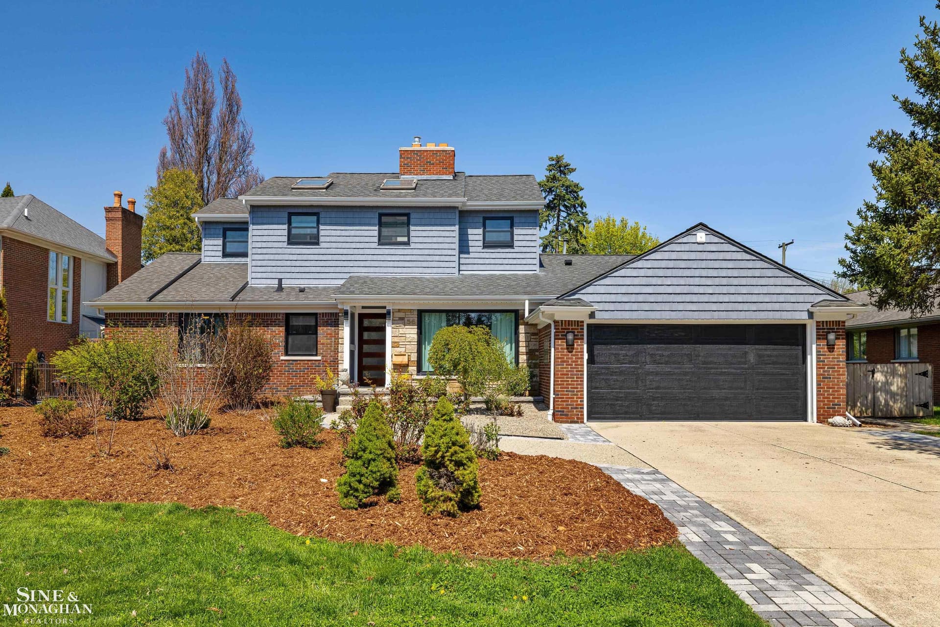 56 Hampton Road, Grosse Pointe Shores, MI 48236