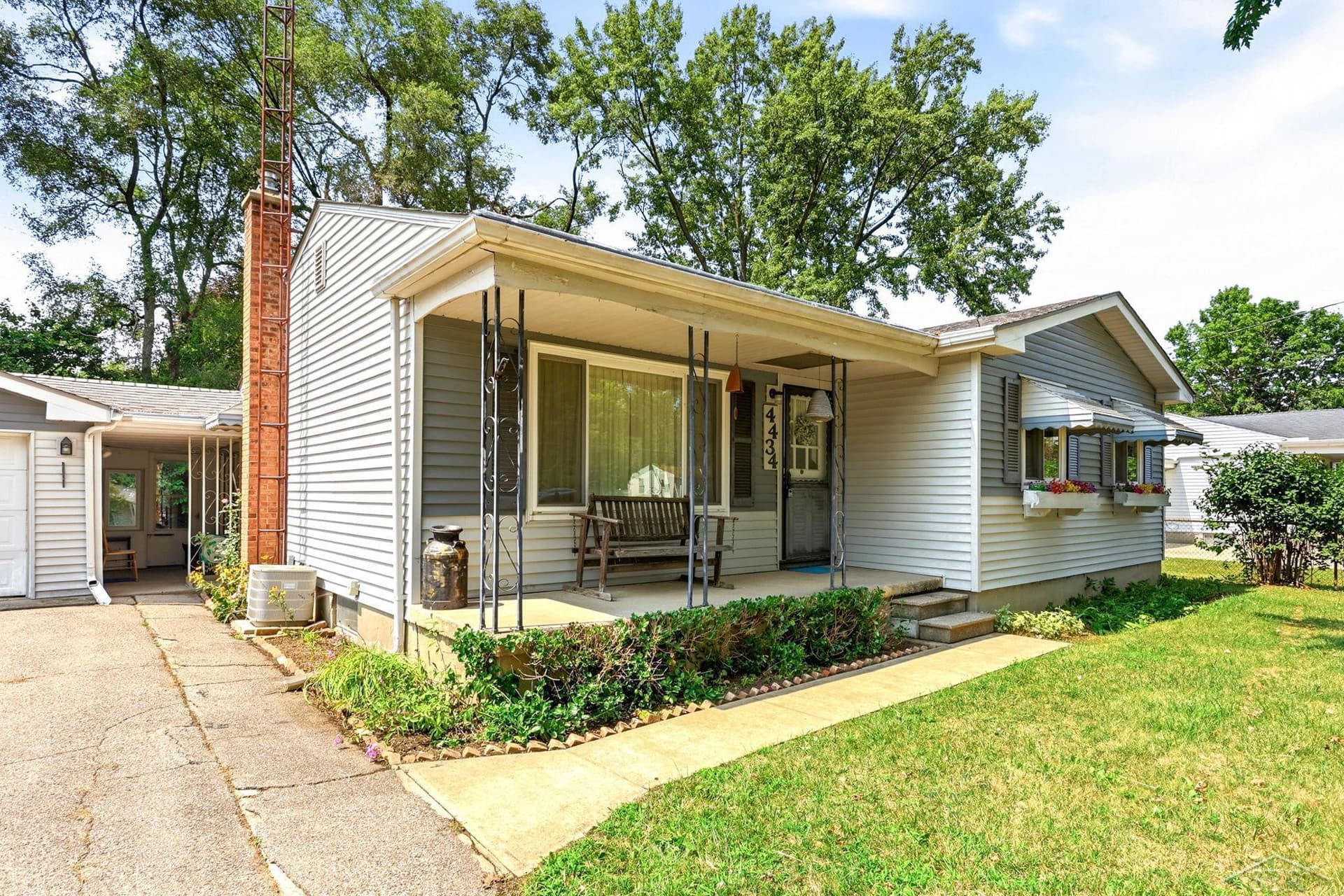 4434 Ashlawn Drive, Flint, MI 48507