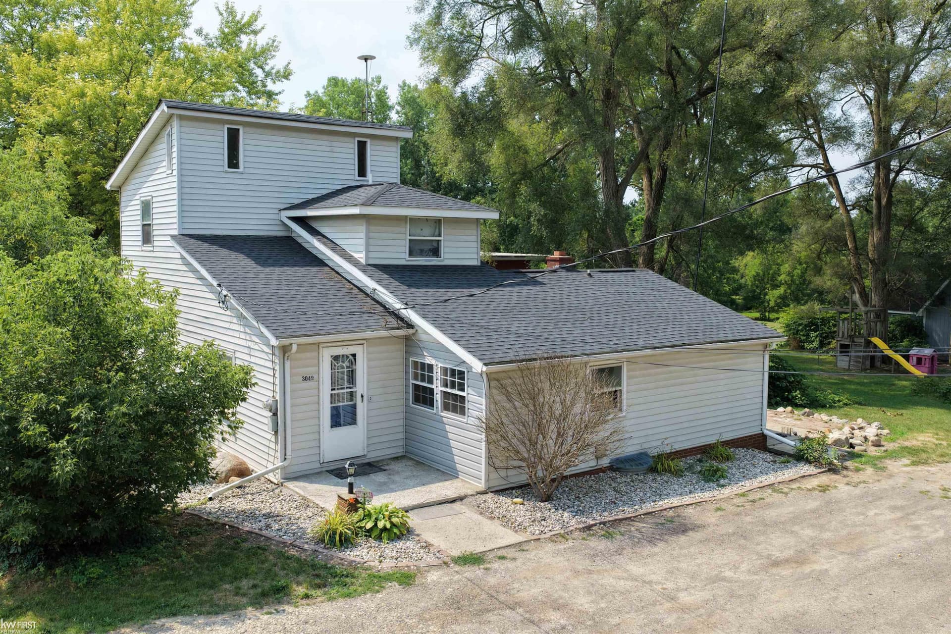 3049 Egleston Avenue, Flint, MI 48506