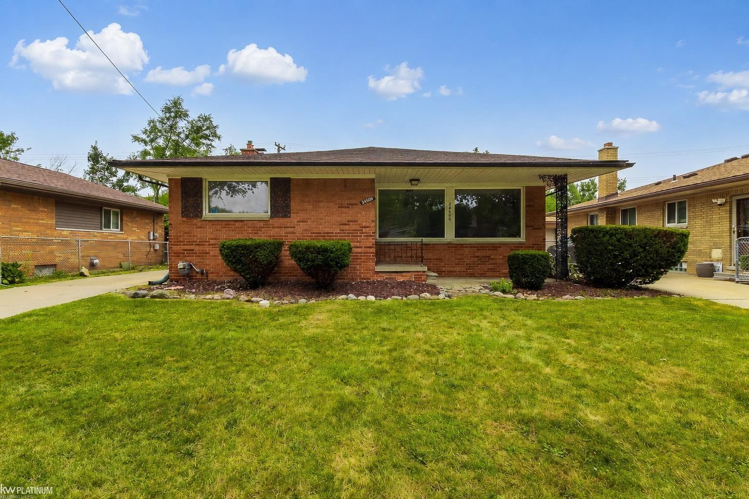 24509 Wood Street, Saint Clair Shores, MI 48080