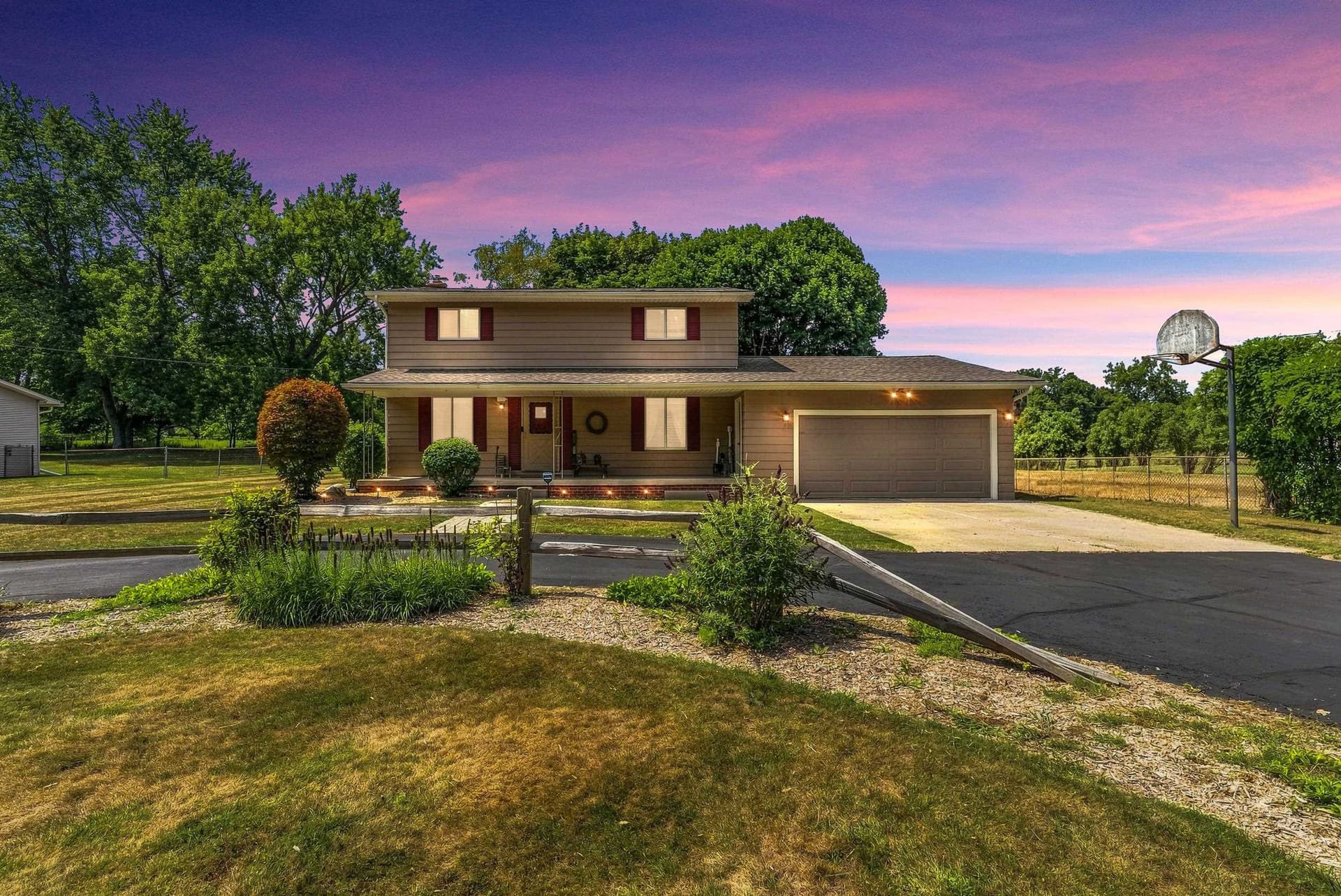 3045 N McKinley Road, Flushing, MI 48433