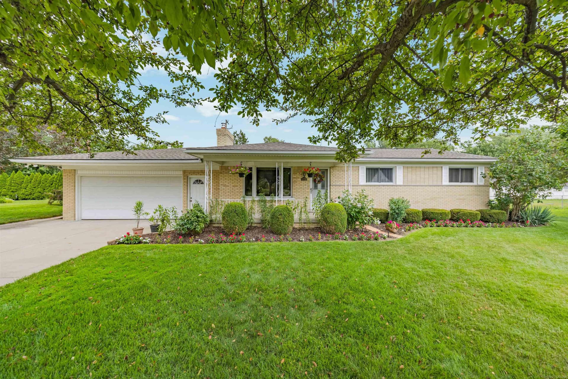 52720 Pappy Lane, Shelby Twp, MI 48316