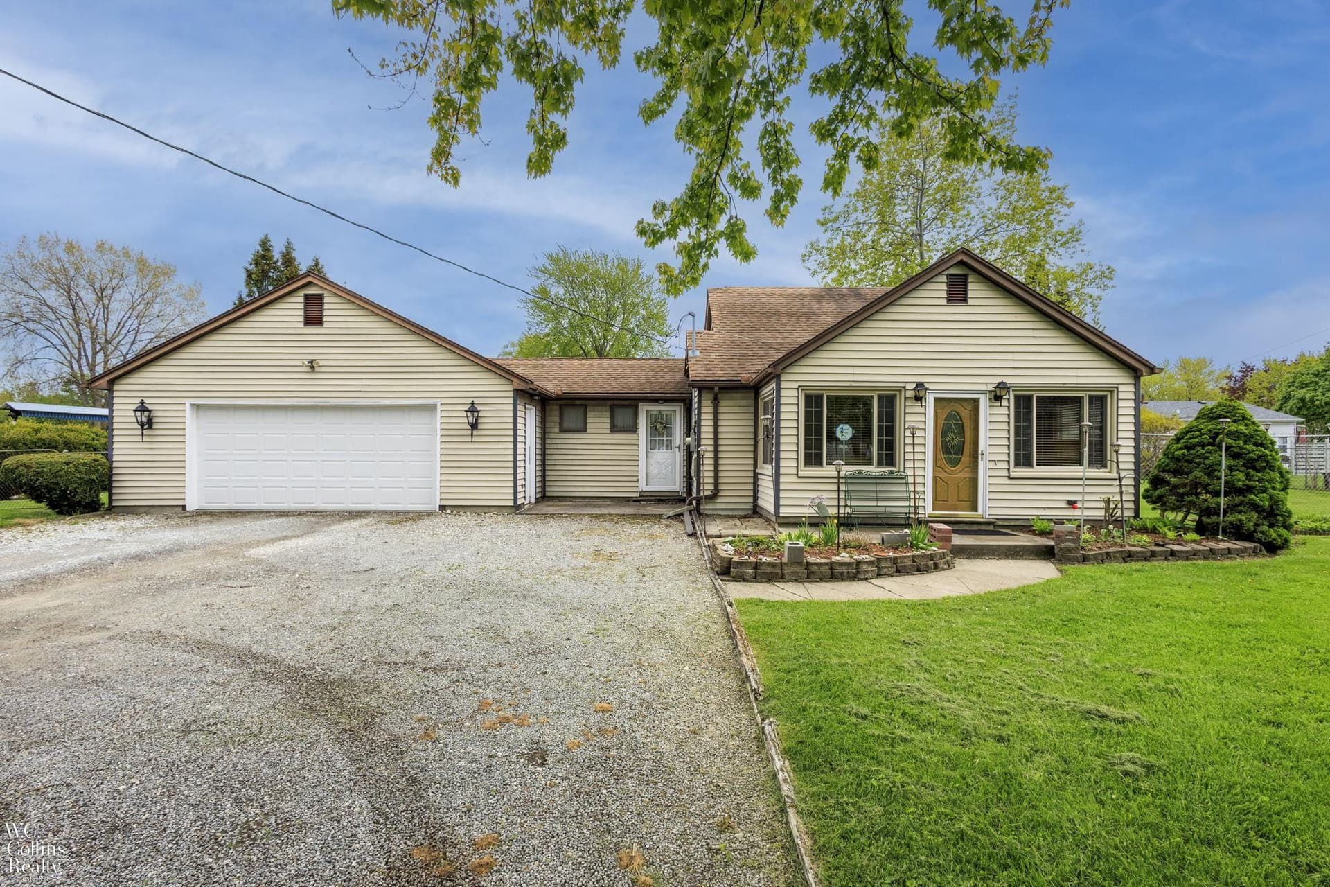 17346 Common Road, Roseville, MI 48066