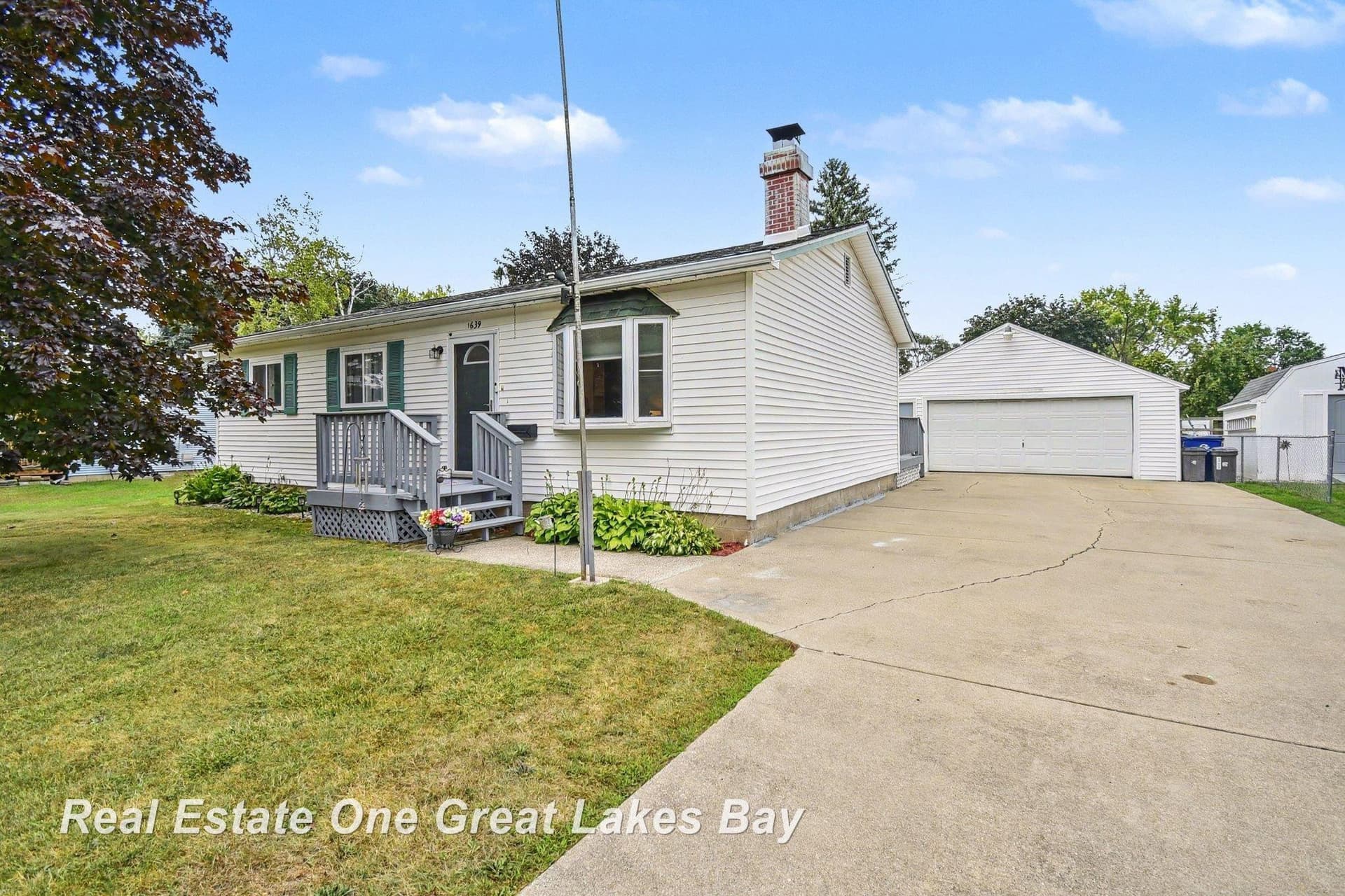 1639 Riviera Street, Saginaw, MI 48604