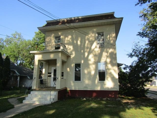 204 Michigan Avenue, Owosso, MI 48867