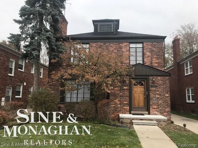 1332 Somerset Avenue, Lower Unit, Grosse Pointe Park, MI 48230