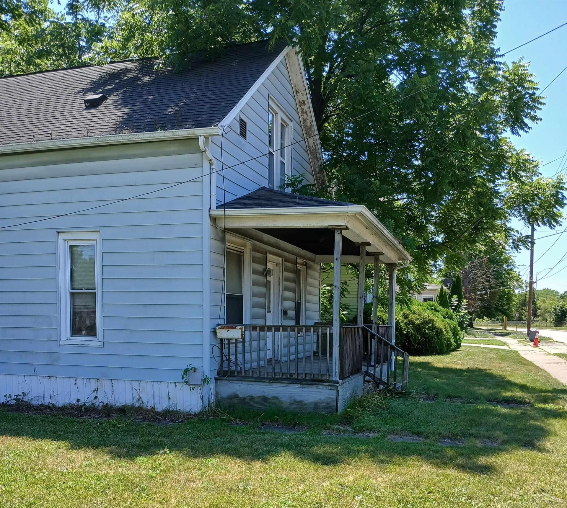 2642 N Michigan Avenue, Saginaw, MI 48604