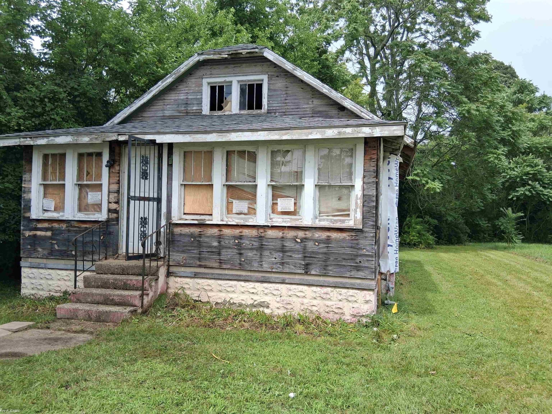 1177 Highland Avenue, Benton Harbor, MI 49022