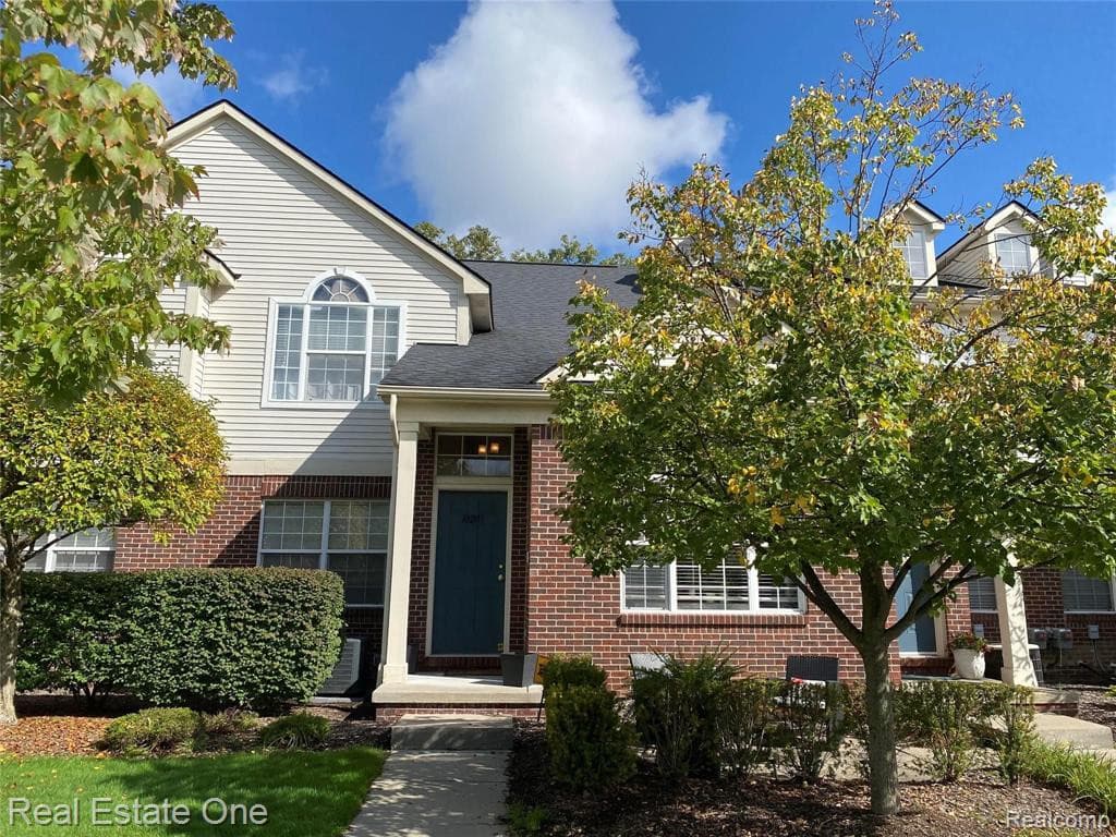 18203 ADRI CIRCLE Circle S, Commerce Twp, MI