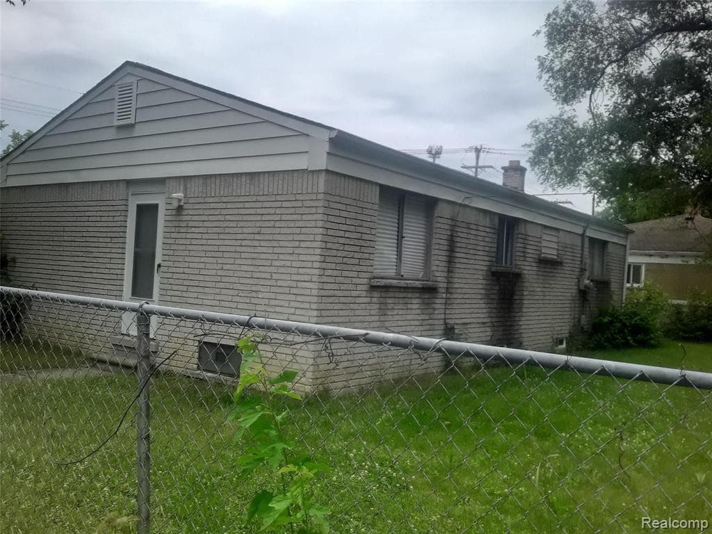 27455 AVONDALE Street, Inkster, MI 48141