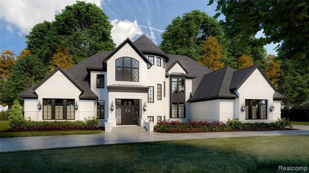 2475 CHARNWOOD, Troy, MI 48098