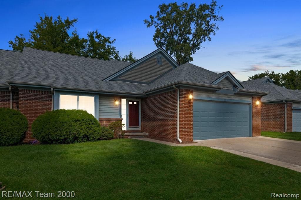 17 SCOTTSDALE, Dearborn, MI 48124