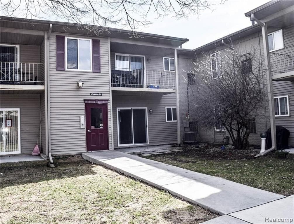 10050 ALLEN POINTE Drive, Allen Park, MI 48101