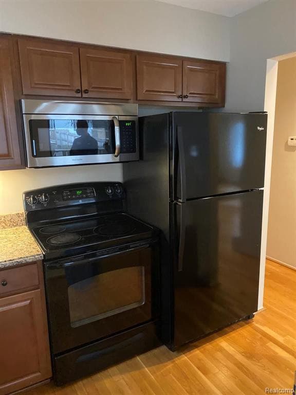 1236 Smith Avenue, Birmingham, MI 48009