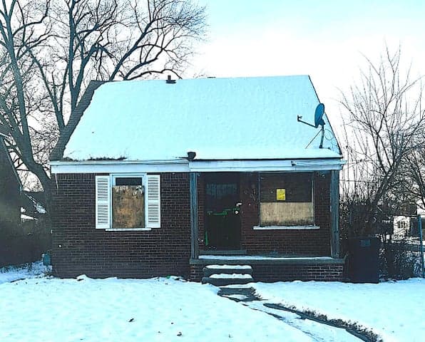 8907 Cloverlawn Street, Detroit, MI 48204